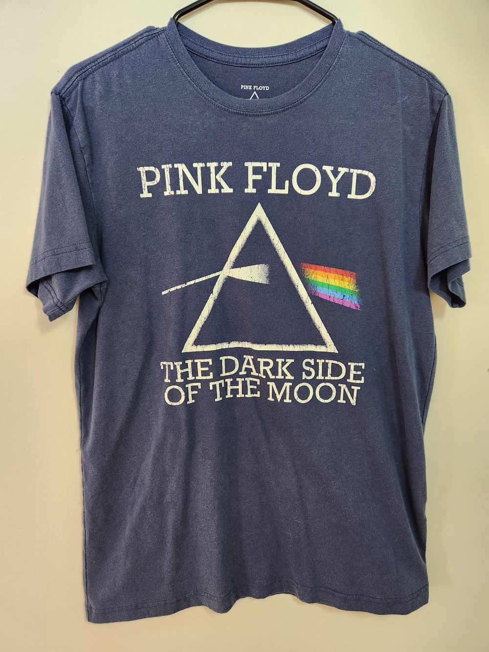 Pink Floyd Navy Blue 'Dark Side of the Moon' Prism Graphic Tee